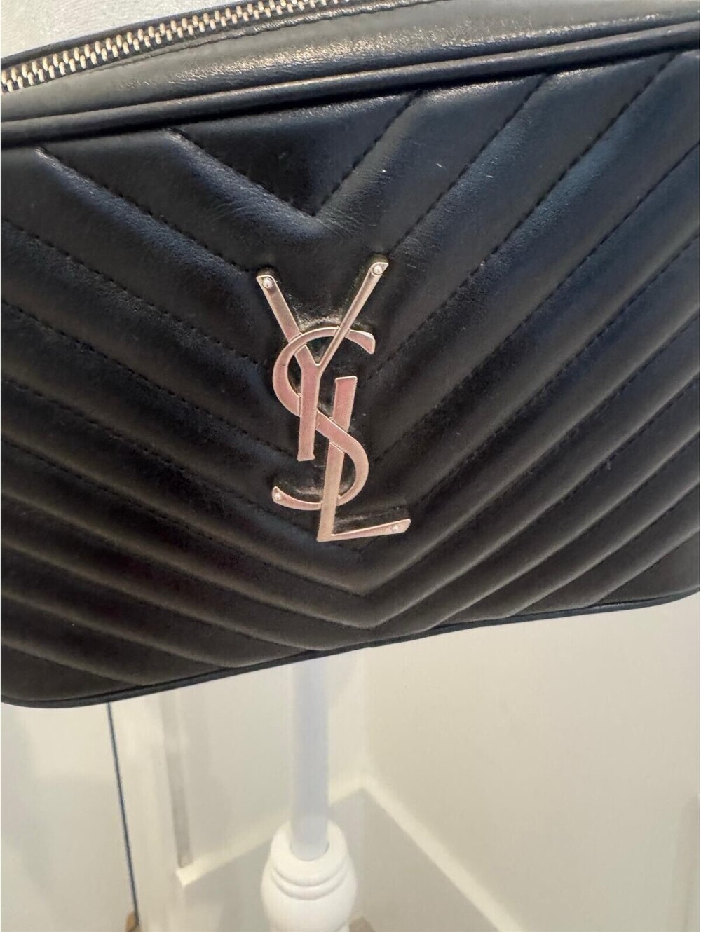 Saint Laurent Lou Camera Bag – Chevron‑Quilted Calfskin with Cassandre Logo - Picture 2 of 15